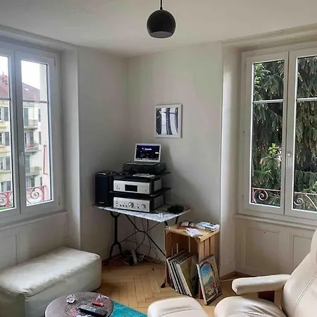 A Deux Pas Du Et De Imd, Ouchy Bel