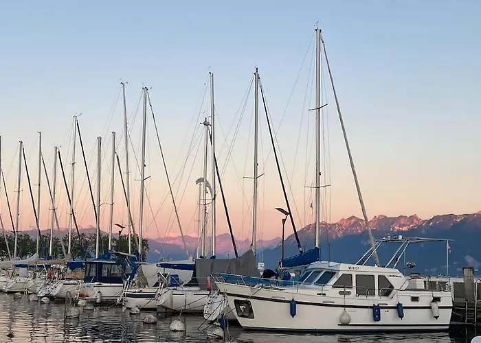 A Deux Pas Du Et De Imd, Ouchy Bel *